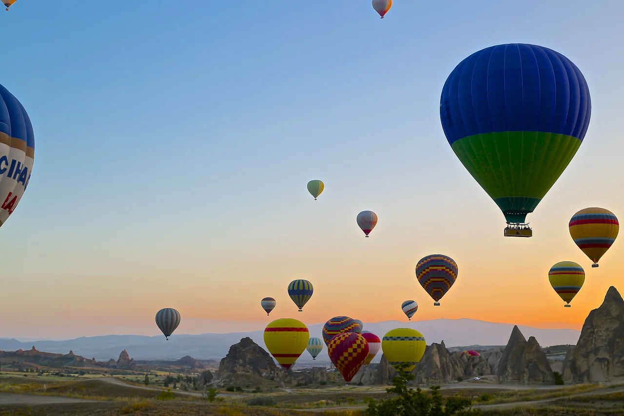 TOURISM STRATEGIES TO INCREASE SALES BOOKING INCREASE YOUR RESERVATIONS